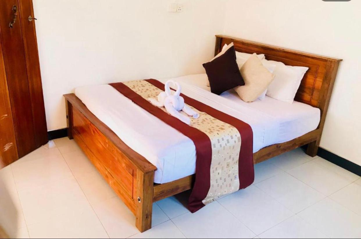Trinco Relax Hut Trincomalee Exterior foto