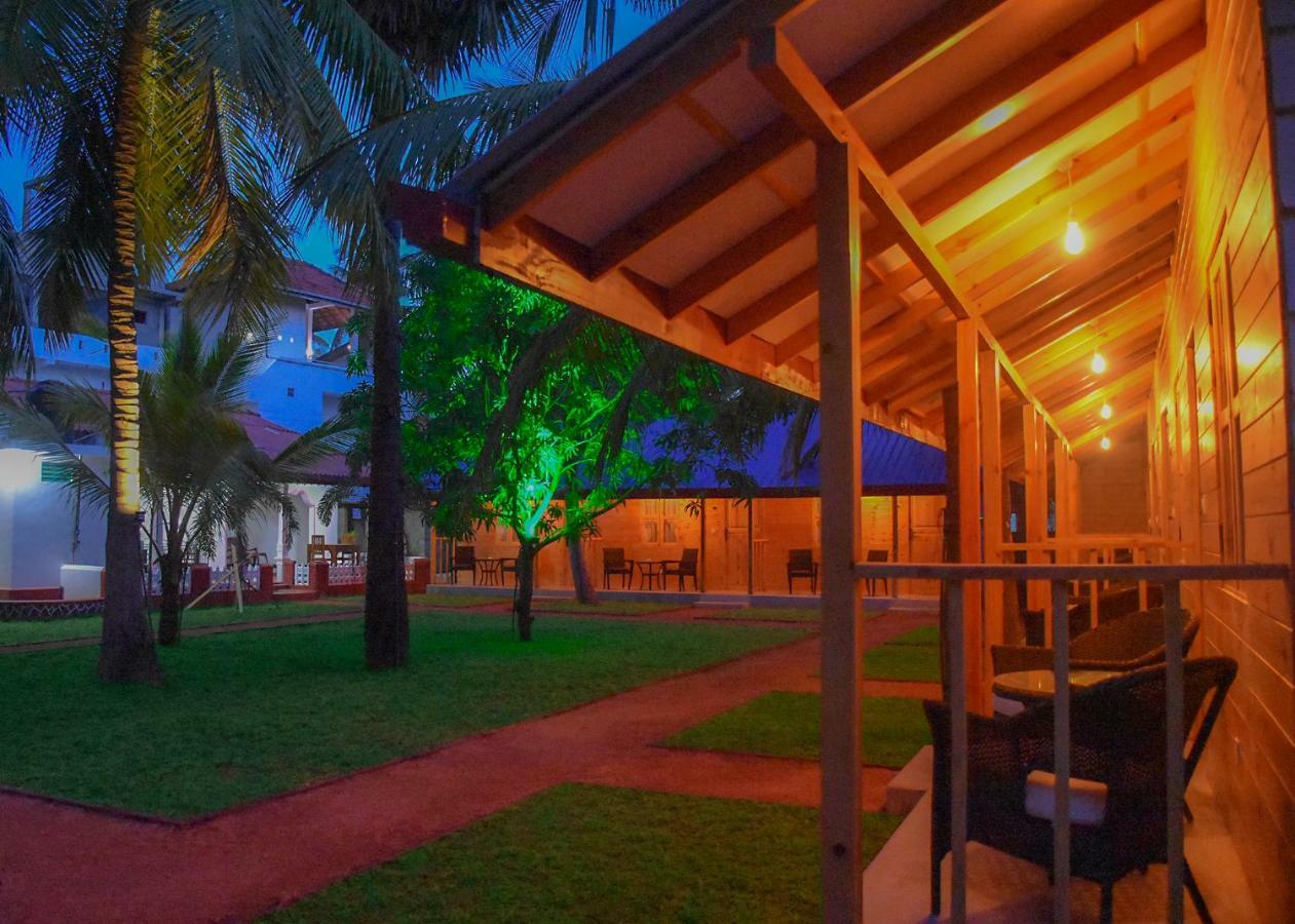 Trinco Relax Hut Trincomalee Exterior foto