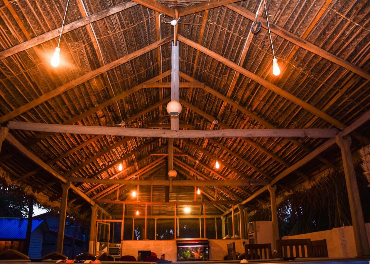 Trinco Relax Hut Trincomalee Exterior foto
