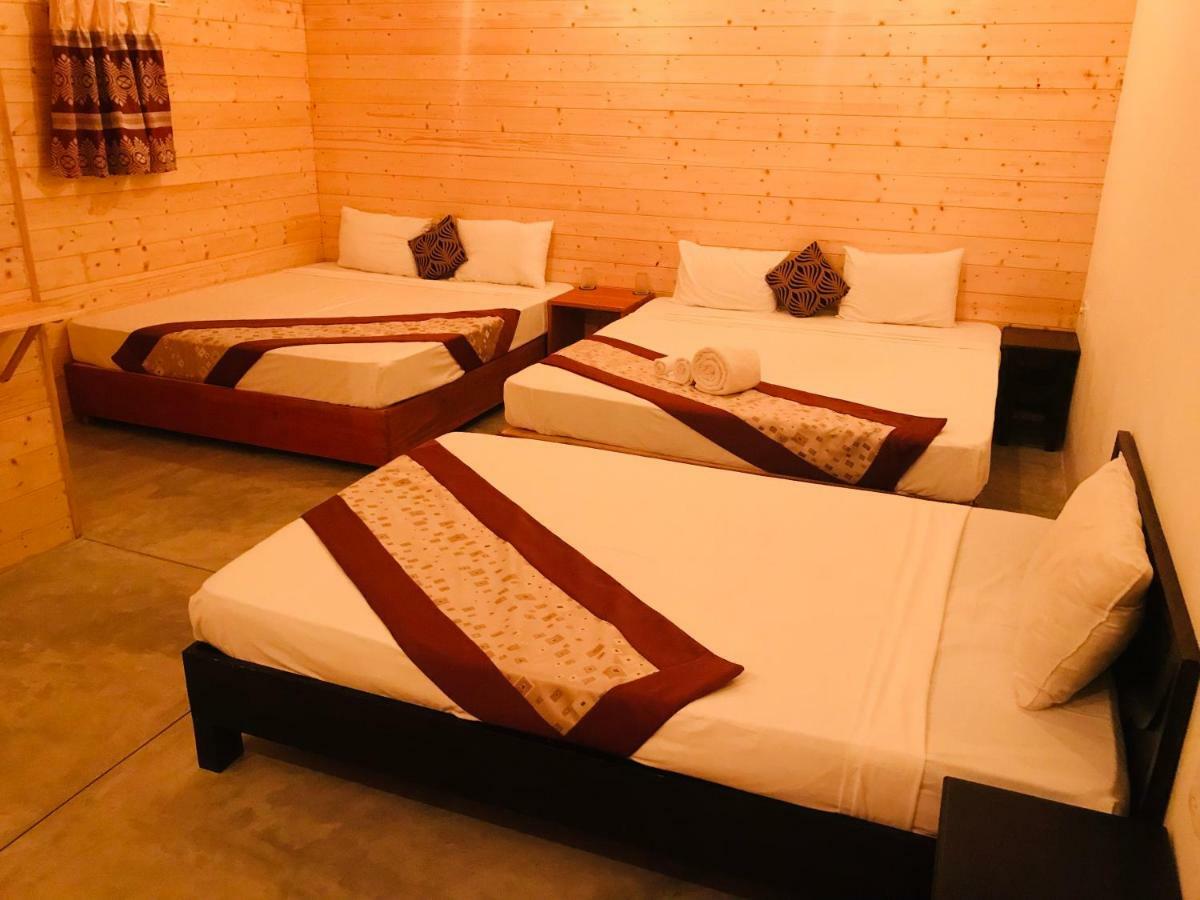 Trinco Relax Hut Trincomalee Exterior foto