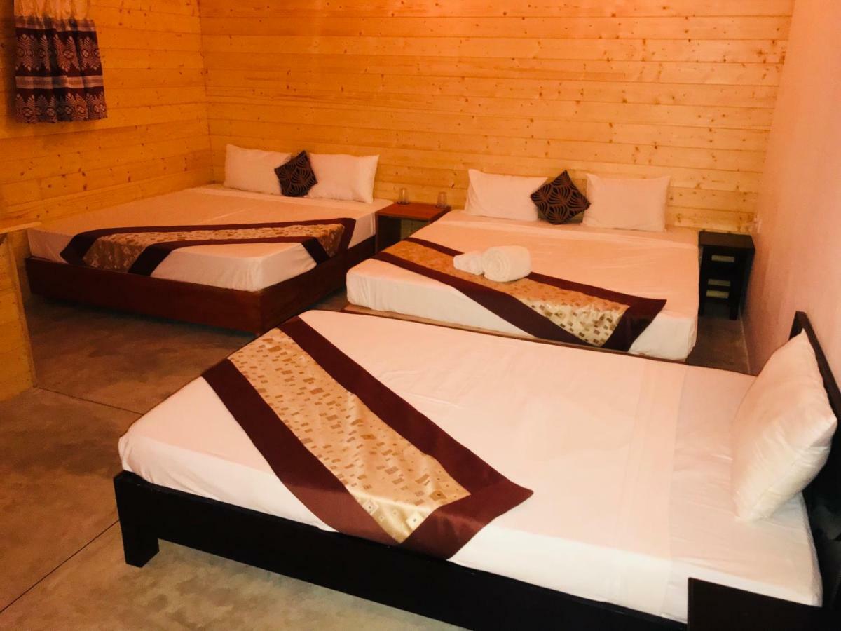 Trinco Relax Hut Trincomalee Exterior foto
